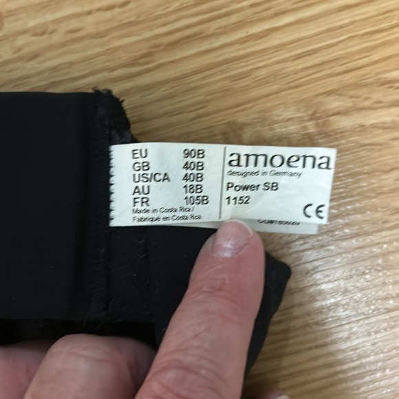 Bra/workout - Picture 2 of 2